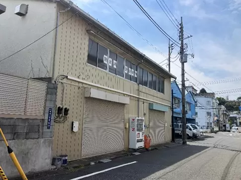 埼玉県和光市白子の倉庫